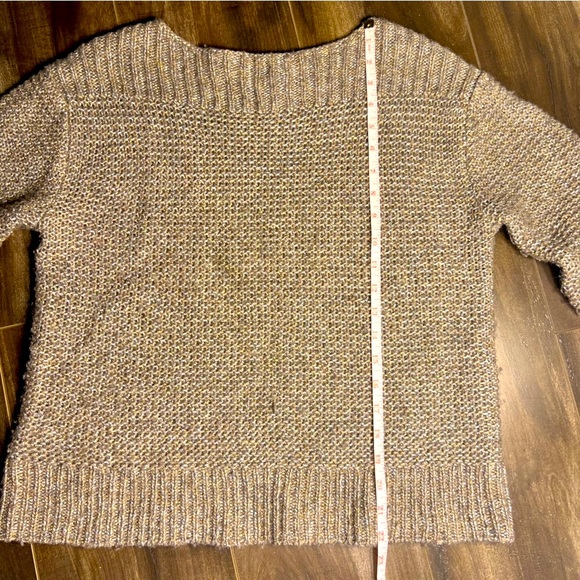 Tommy Bahama Grey with Golden Sparkles Modern Chic Cozy Sweater for Any Occasion - Picture 12 of 12